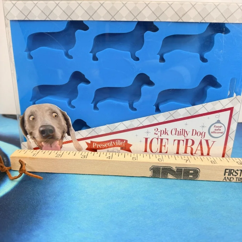 Wembley Presentville Chilly Dog Ice Tray 2 Pack Blue Silicone Dachshund Mold NEW